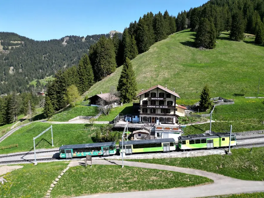 Vue aérienne de l'auberge