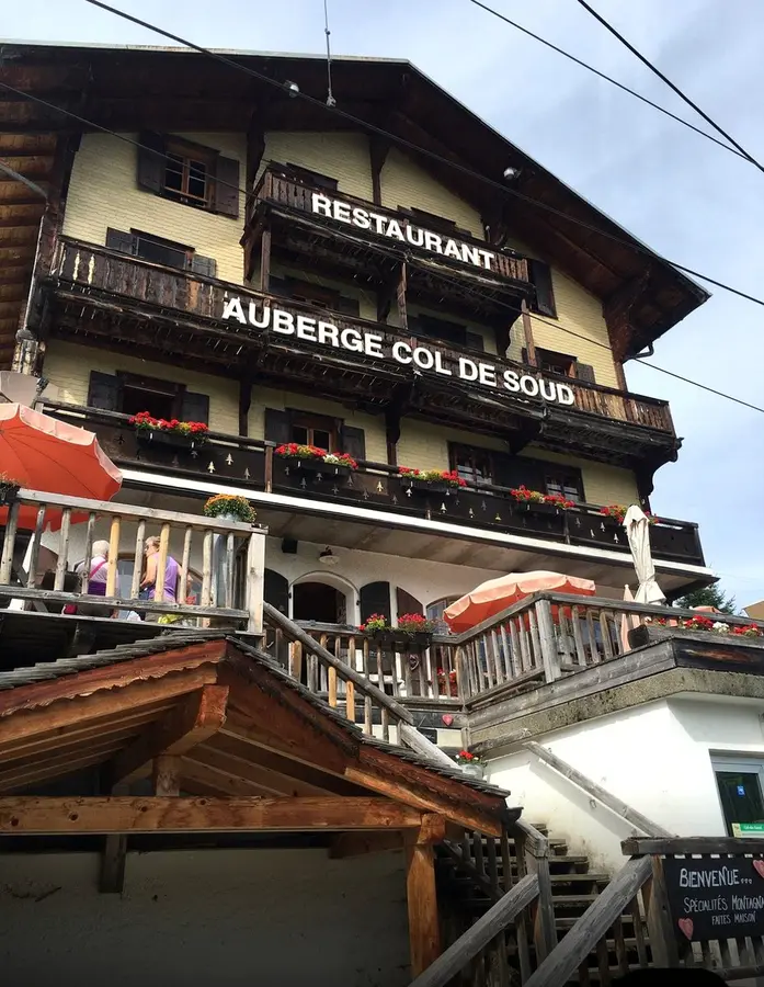 Façade de l'auberge